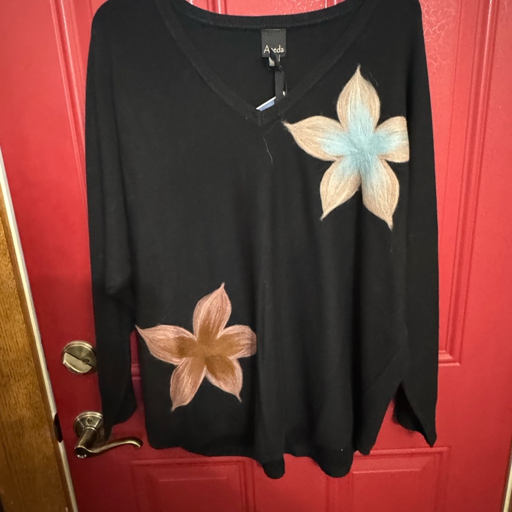 Black Floral Women's Top